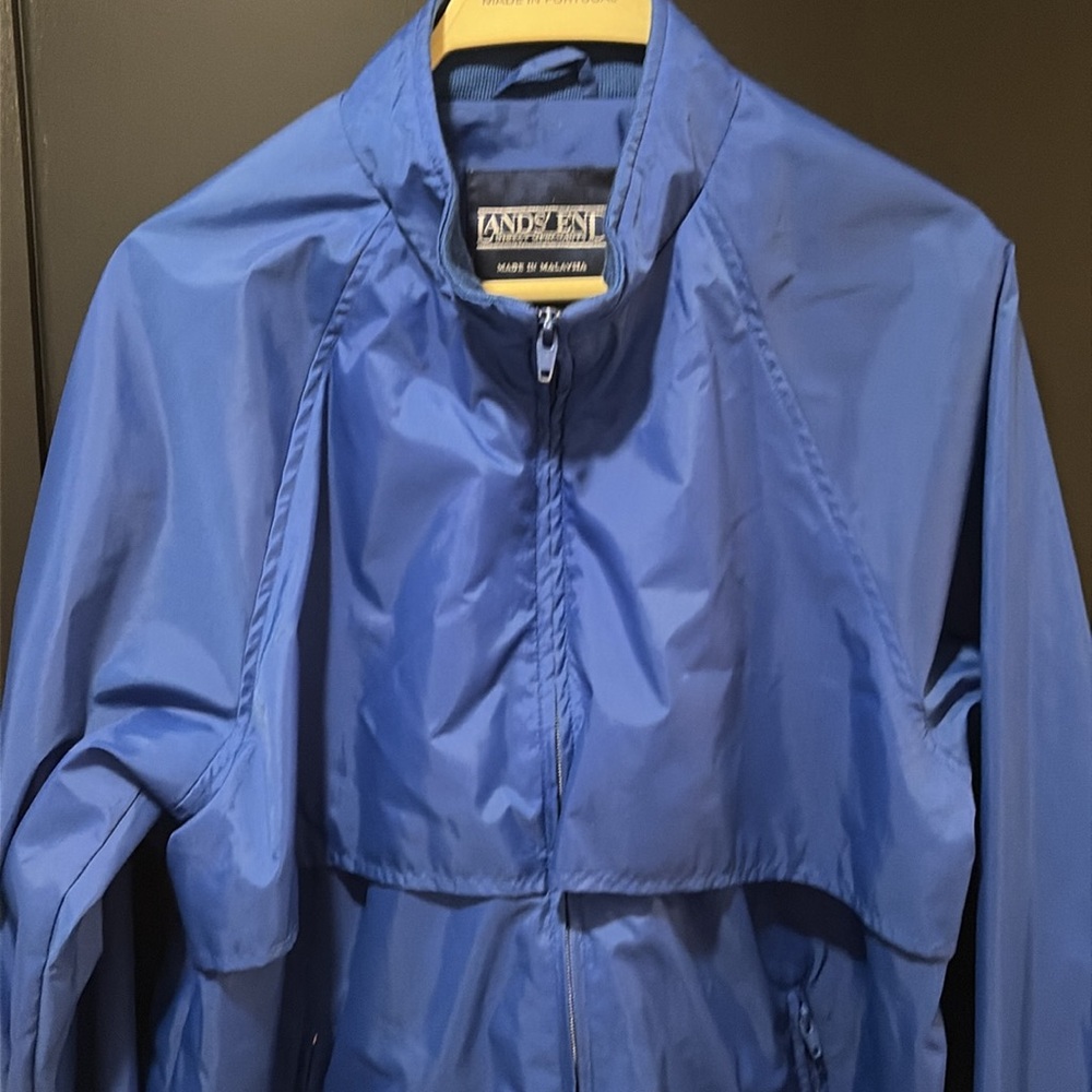 Lands End Woman’s Waterproof Jacket Rain Light Weight Blue wind breaker